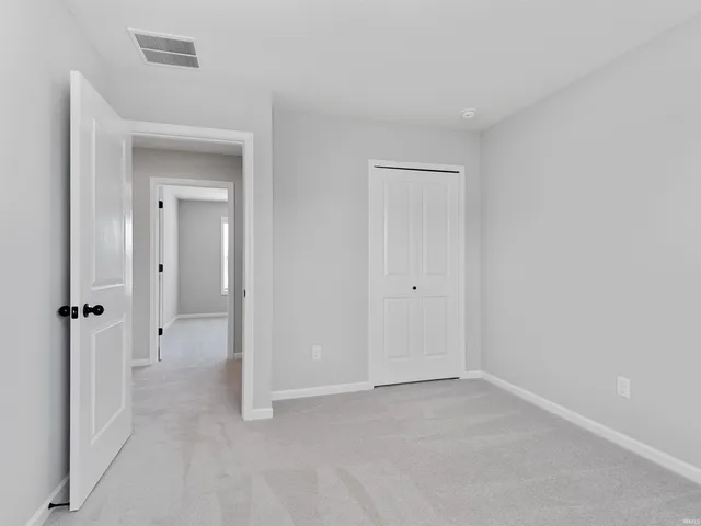 $303,961 | 803 Noble Creek Parkway, Kendallville, IN 46755