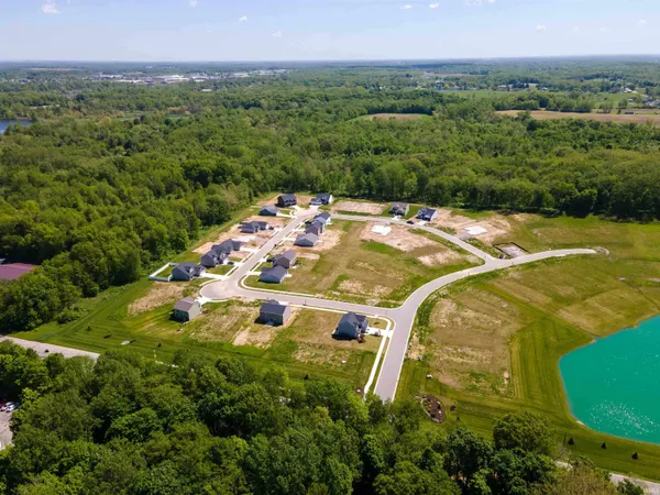 $304,671 | 803 Noble Creek Parkway, Kendallville, IN 46755