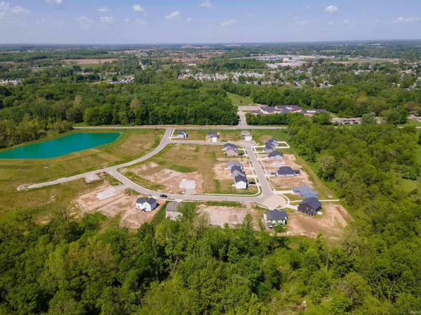 $304,671 | 803 Noble Creek Parkway, Kendallville, IN 46755