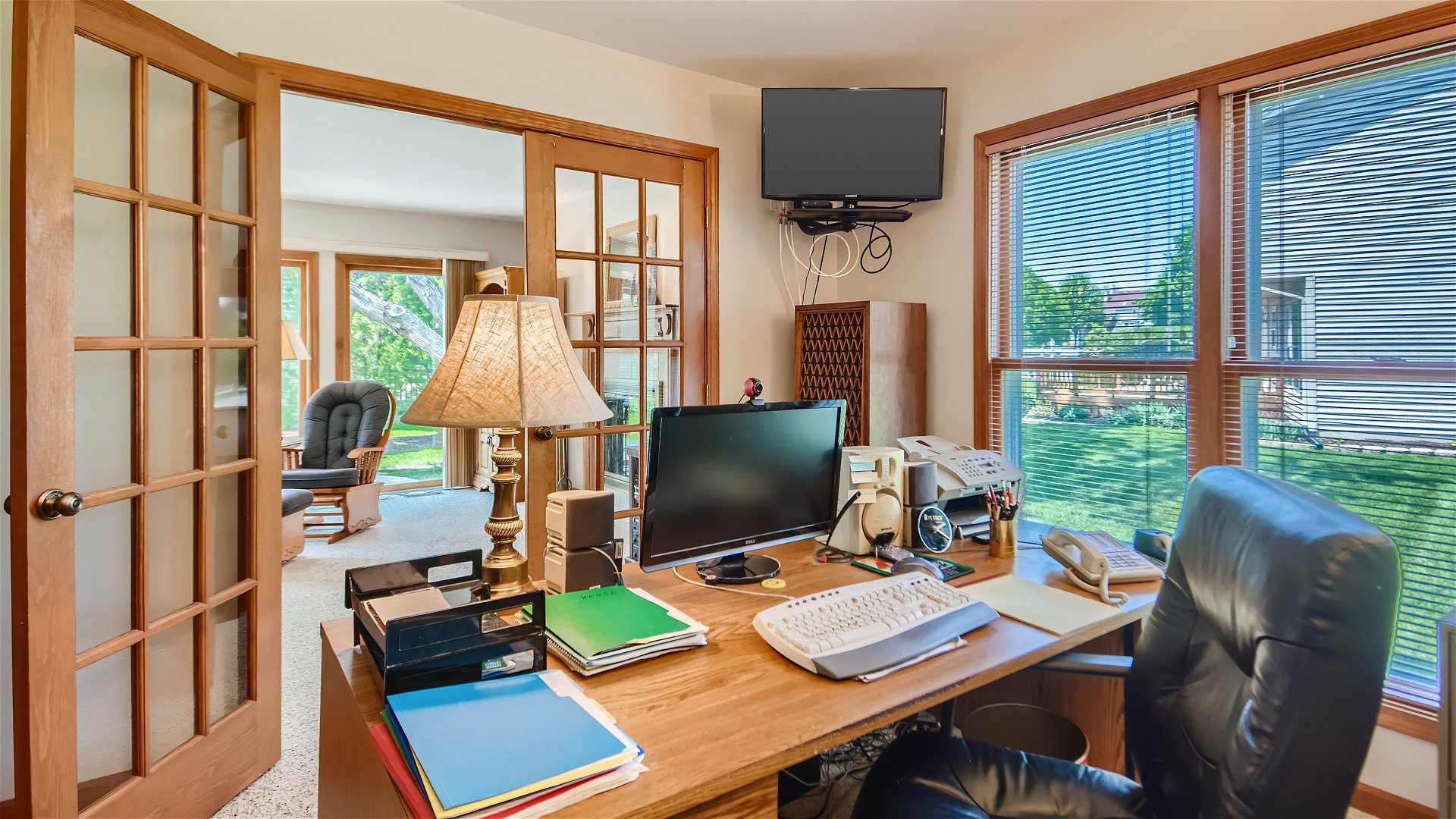 1840 Nicholson Drive Hoffman Estates, IL 60192 - Photo 8 of 28 a view of a workspace with furniture and a window