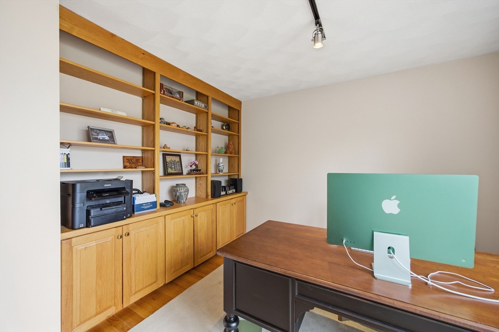 5 Powers Road Andover, MA 01810 - Photo 20 of 42