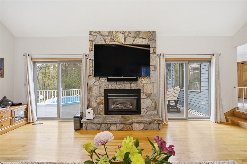 5 Powers Road Andover, MA 01810 - Photo 9 of 42
