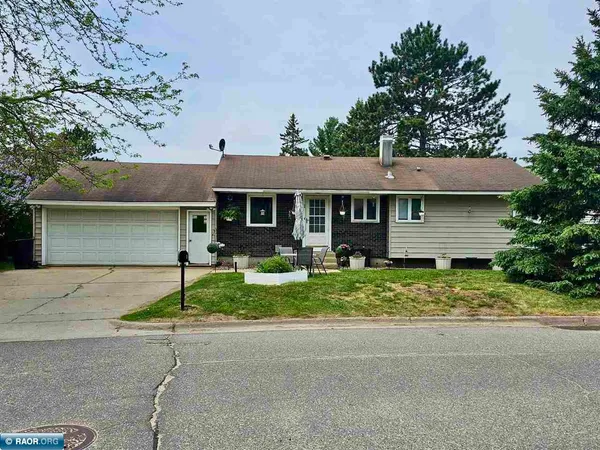$184,900 | 1 Knob Hill Drive, Virginia, MN 55792