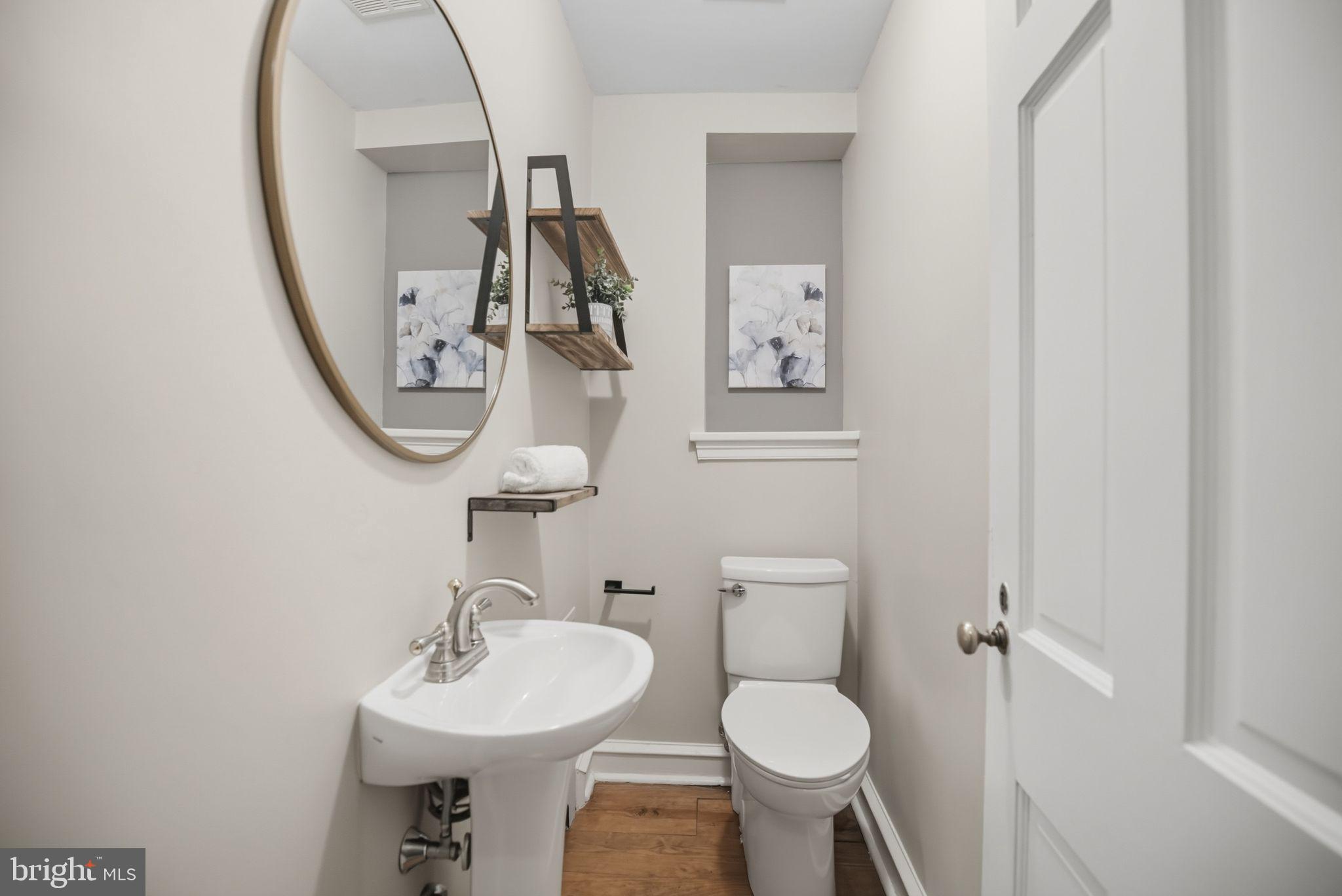 615 Mulford Road Wyncote, PA 19095 - Photo 18 of 32 1st floor powder room