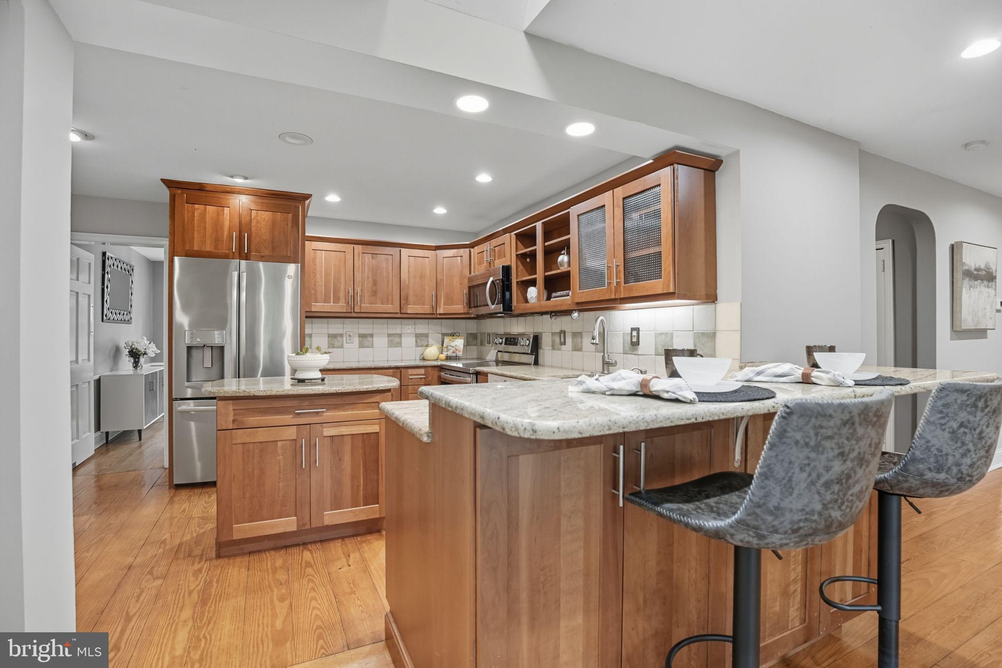615 Mulford Road Wyncote, PA 19095 - Photo 10 of 32