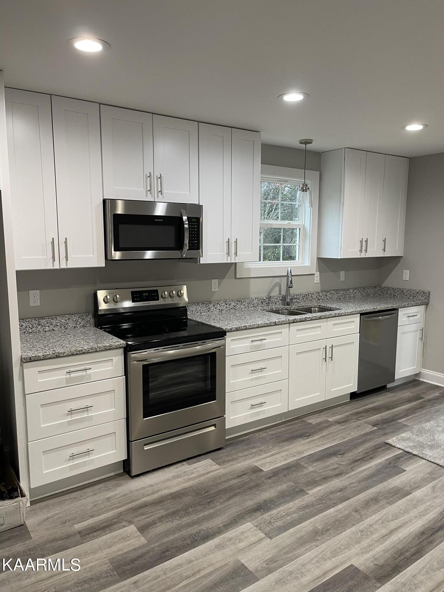 3303 Wexgate Road Knoxville, TN 37931 - Photo 2 of 11 Gallery Image 2
