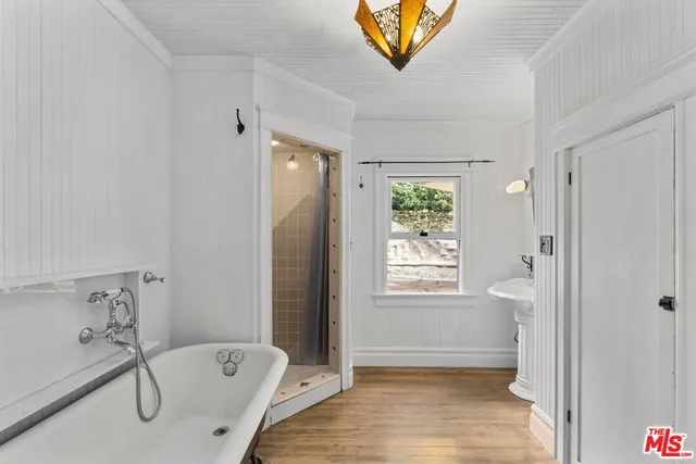 $8,000 | 1409 Avon Park Terrace, Los Angeles, CA 90026