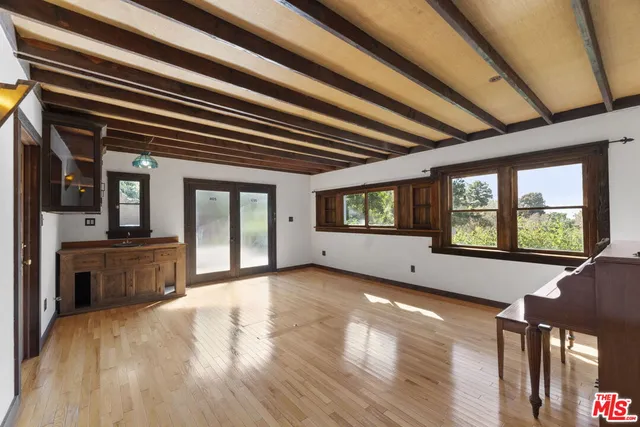 $8,000 | 1409 Avon Park Terrace, Los Angeles, CA 90026