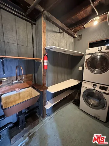 $8,000 | 1409 Avon Park Terrace, Los Angeles, CA 90026