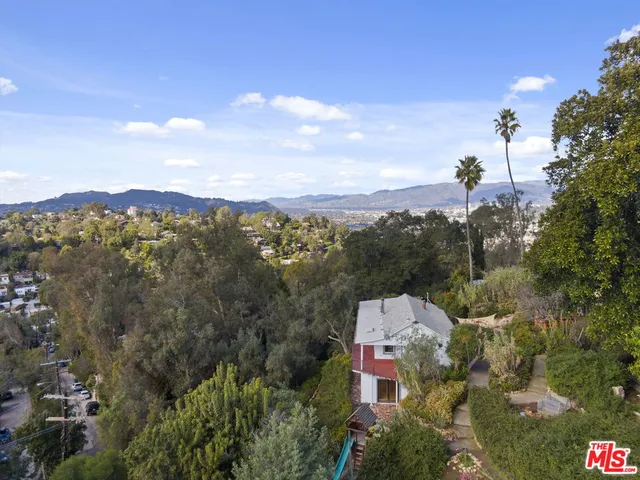 $8,000 | 1409 Avon Park Terrace, Los Angeles, CA 90026