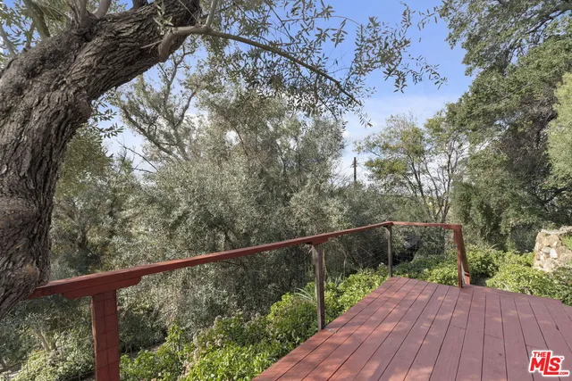 $8,000 | 1409 Avon Park Terrace, Los Angeles, CA 90026