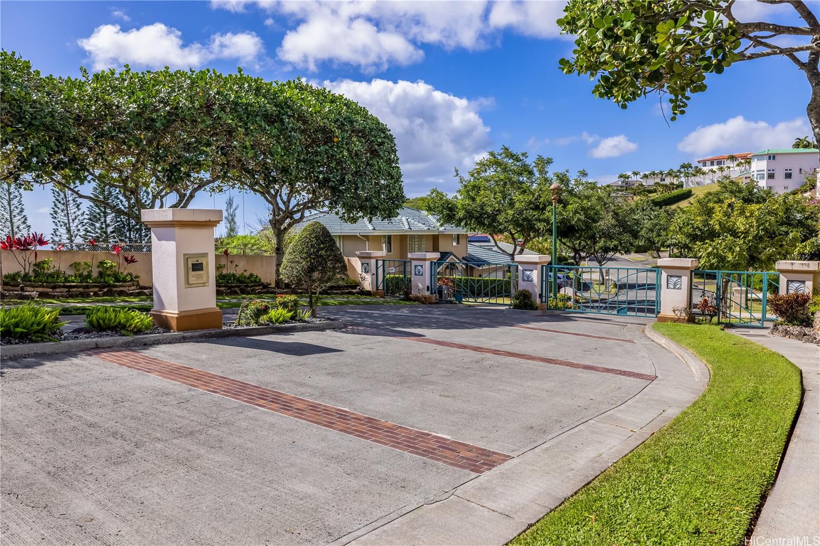 549 Moaniala Street Honolulu, HI 96821 - Photo 18 of 23 Secondary gated community