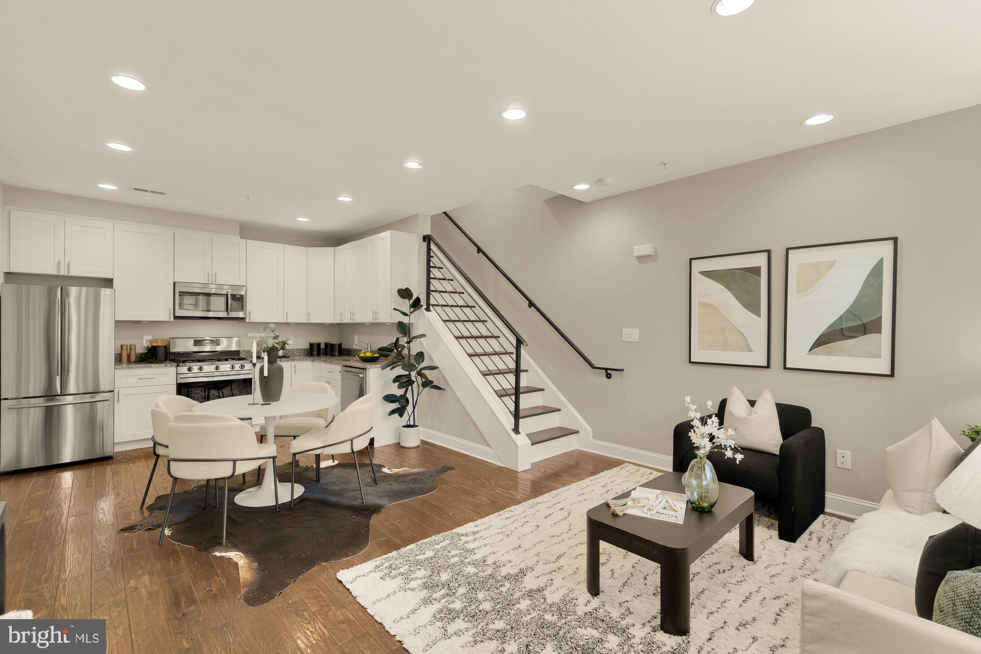 1018 13th Street Southeast, Unit 2 Washington, DC 20003 - Photo 4 of 22