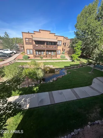 $1,825 | 2399 Quarter Horse Trail, Unit 241, Overgaard, AZ 85933