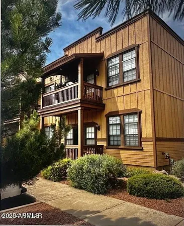 $1,825 | 2399 Quarter Horse Trail, Unit 241, Overgaard, AZ 85933