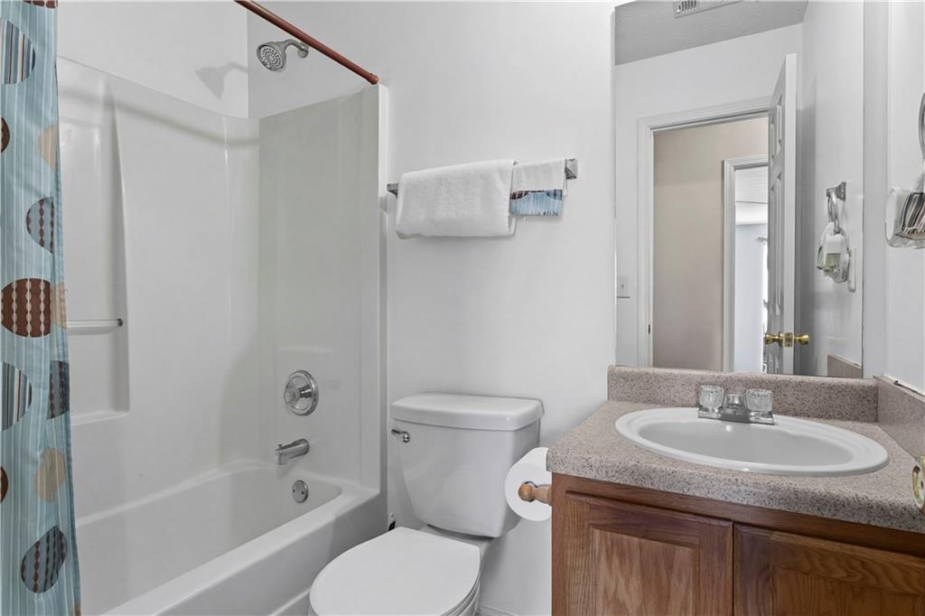 3000 Western Sunset Decatur, GA 30034 - Photo 36 of 37 a bathroom with a sink toilet and shower