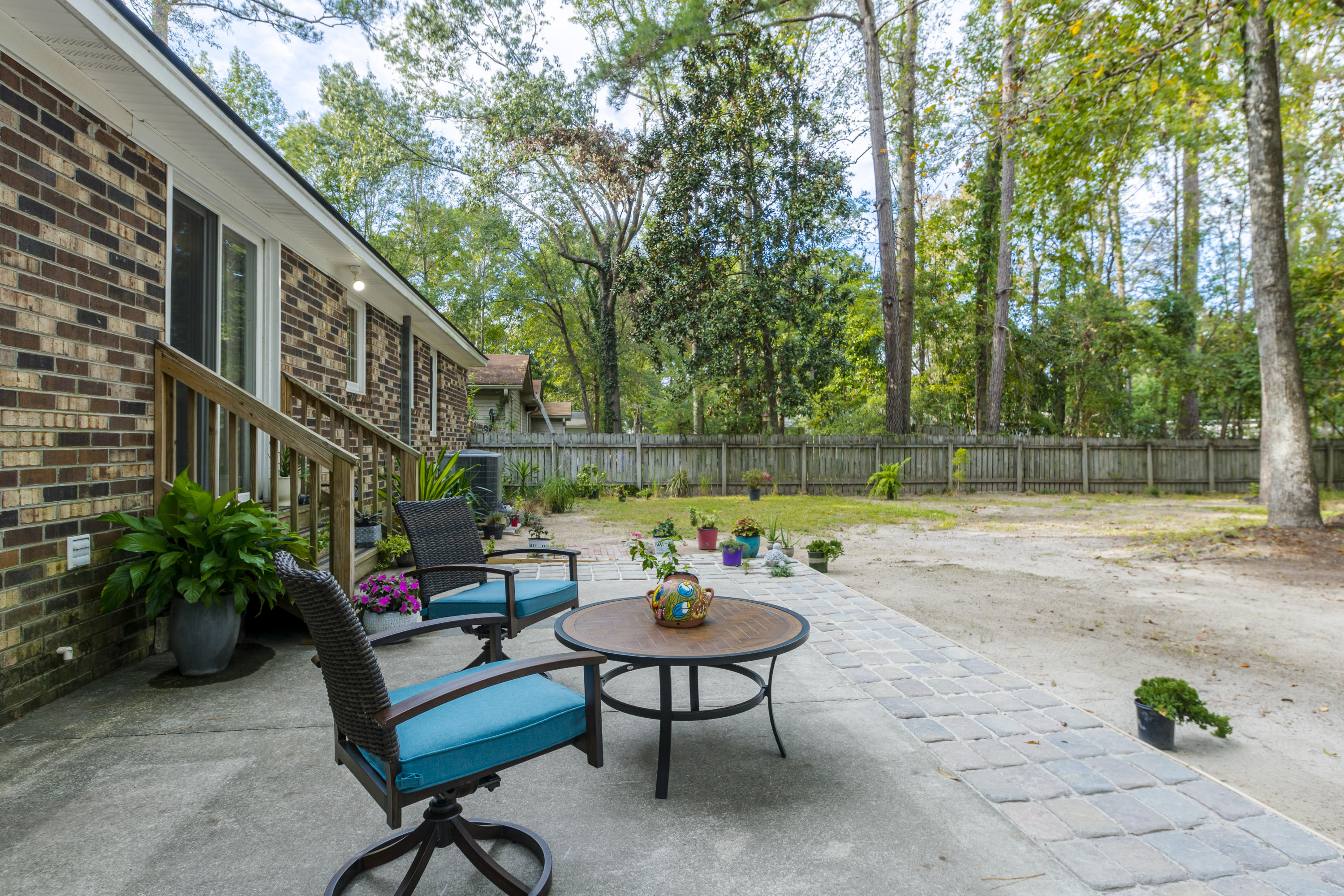 1962 Teakwood Road Charleston, SC 29414 - Photo 7 of 21 _CV19559-HDR