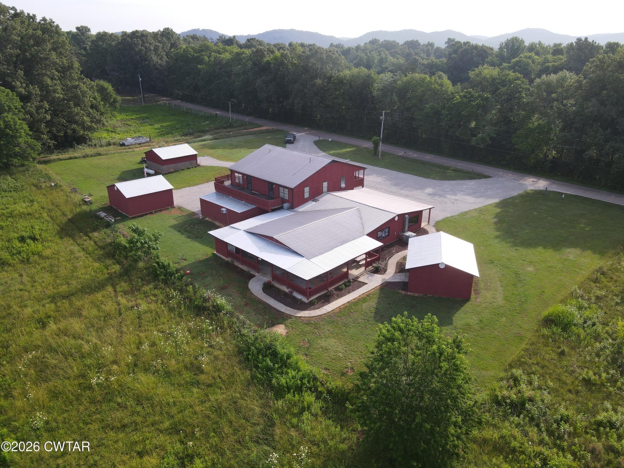 7386 Mt Carmel Road Decaturville, TN 38329 - Photo 4 of 60