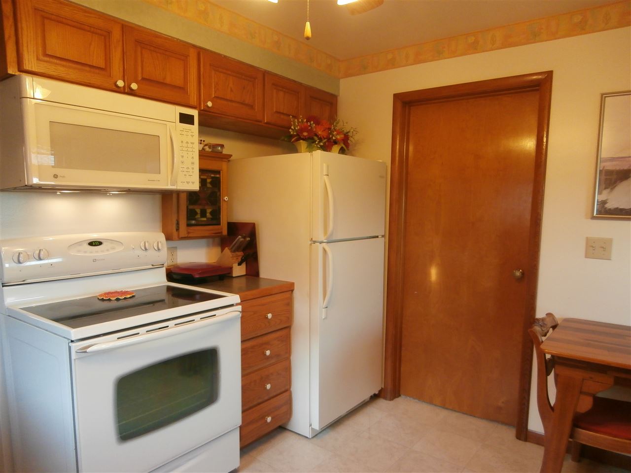 8344 East Island Road Elsie, MI 48831 - Photo 5 of 27 31301589-4.JPG