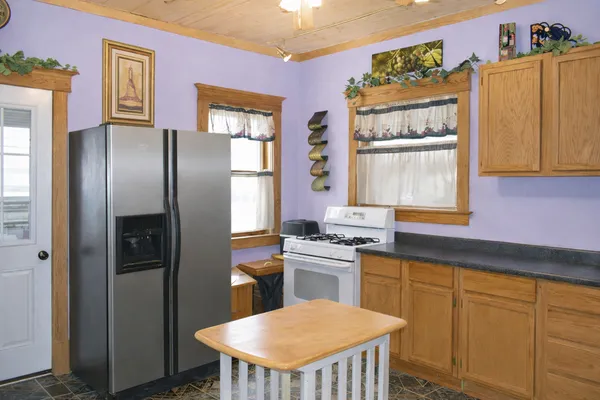 $89,900 | 112 7th Avenue, Sterling, IL 61081