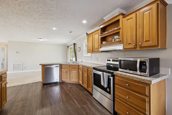 $314,700 | 122 Overlook Place, Columbia, TN 38401