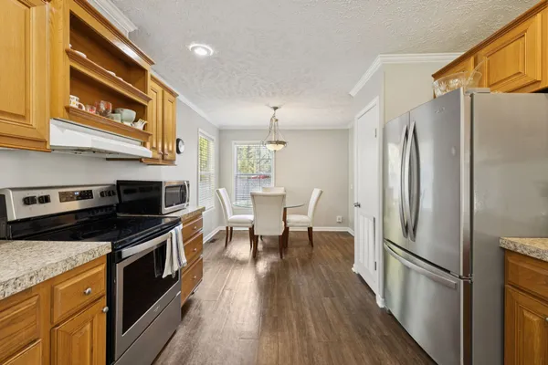 $314,700 | 122 Overlook Place, Columbia, TN 38401