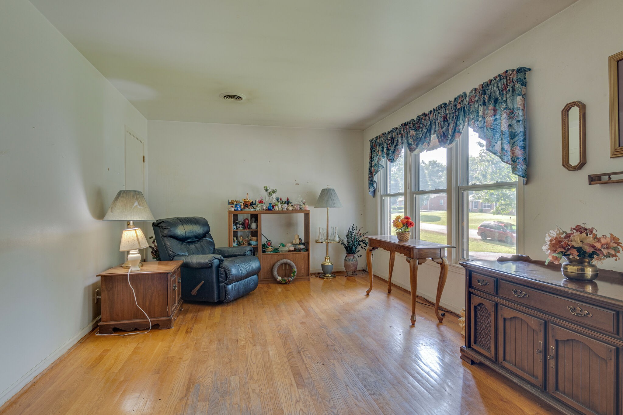 224 Stonewall Road Columbia, TN 38401 - Photo 5 of 30 Gallery Image 5