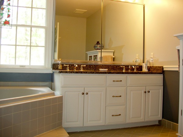 65 Waterman Road Canton, MA 02021 - Photo 18 of 28 Gallery Image 18