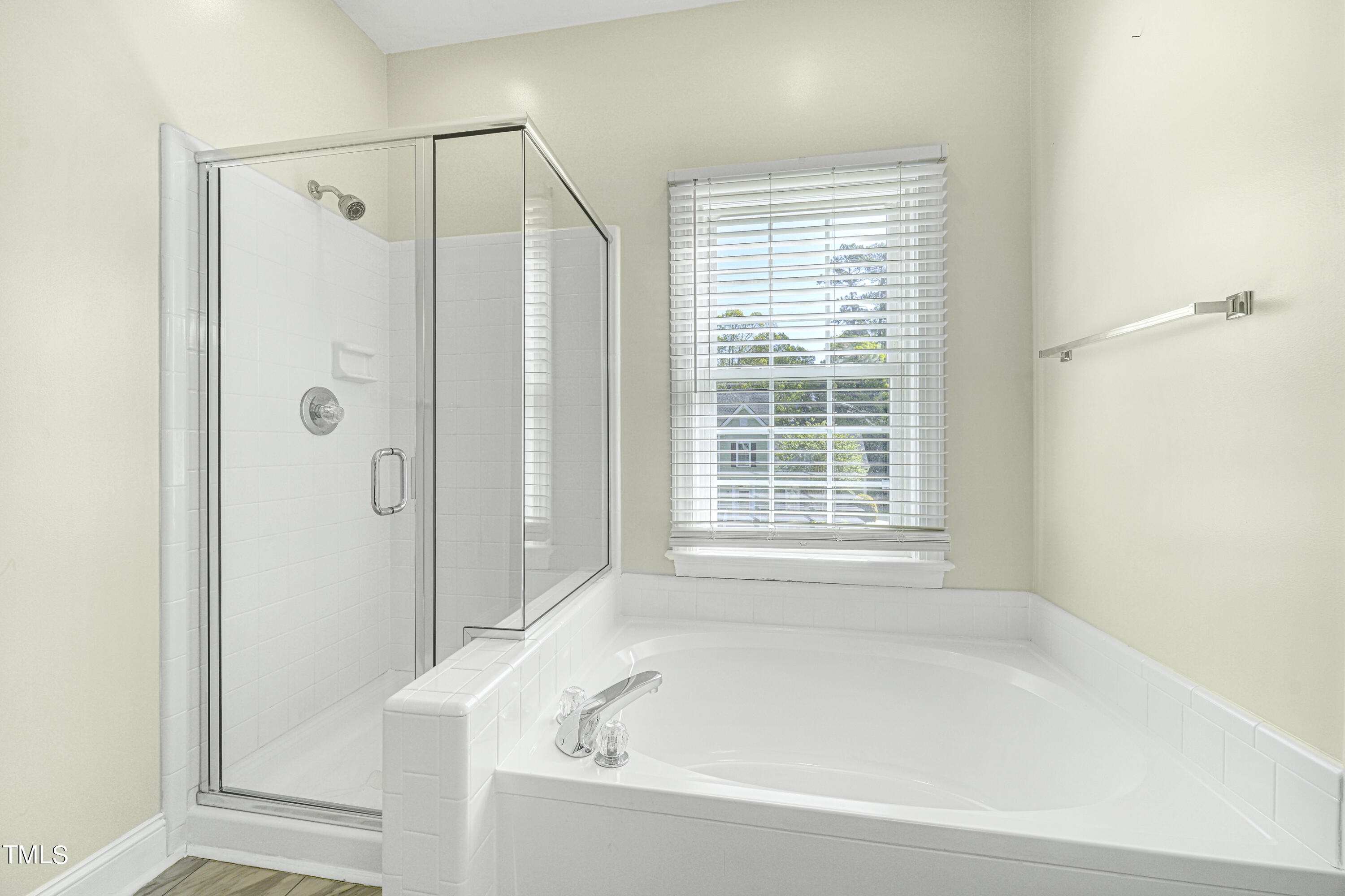 5249 Covington Bend Drive Raleigh, NC 27613 - Photo 24 of 35 30