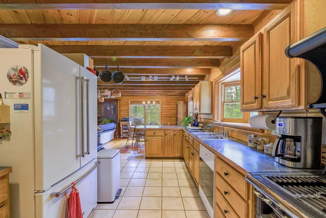 $498,000 | 1145 Moosewood Lane, Islesboro, ME 04848