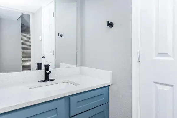 $1,319 | 4400 Memorial Drive, Unit 13007, Houston, TX 77007