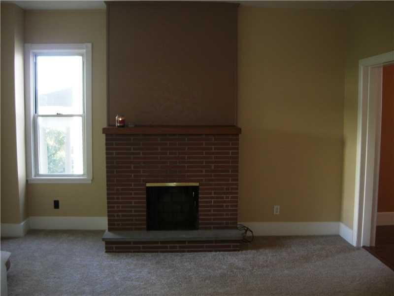 108 Summit Street Butler, PA 16001 - Photo 8 of 17 Living Room.