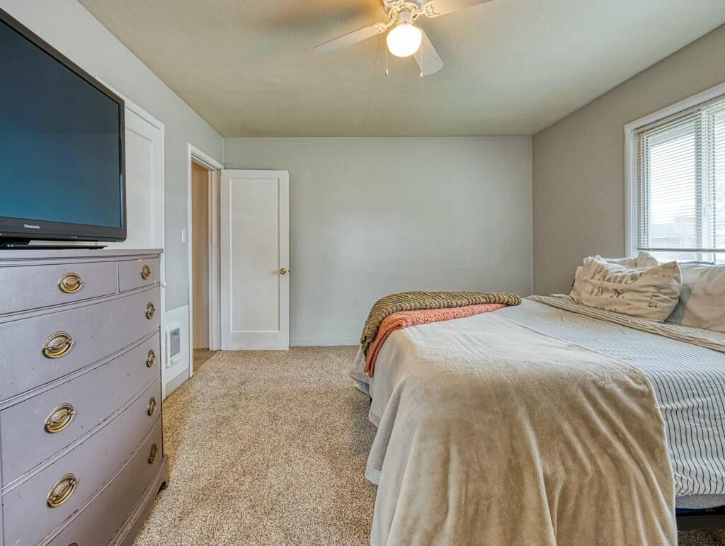 425 West 1st Street Merrill, OR 97633 - Photo 13 of 38 Polk St. Bedroom 1