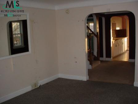 2915 Norton Lawn Street Rochester, MI 48307 - Photo 6 of 11 939317-5.JPG