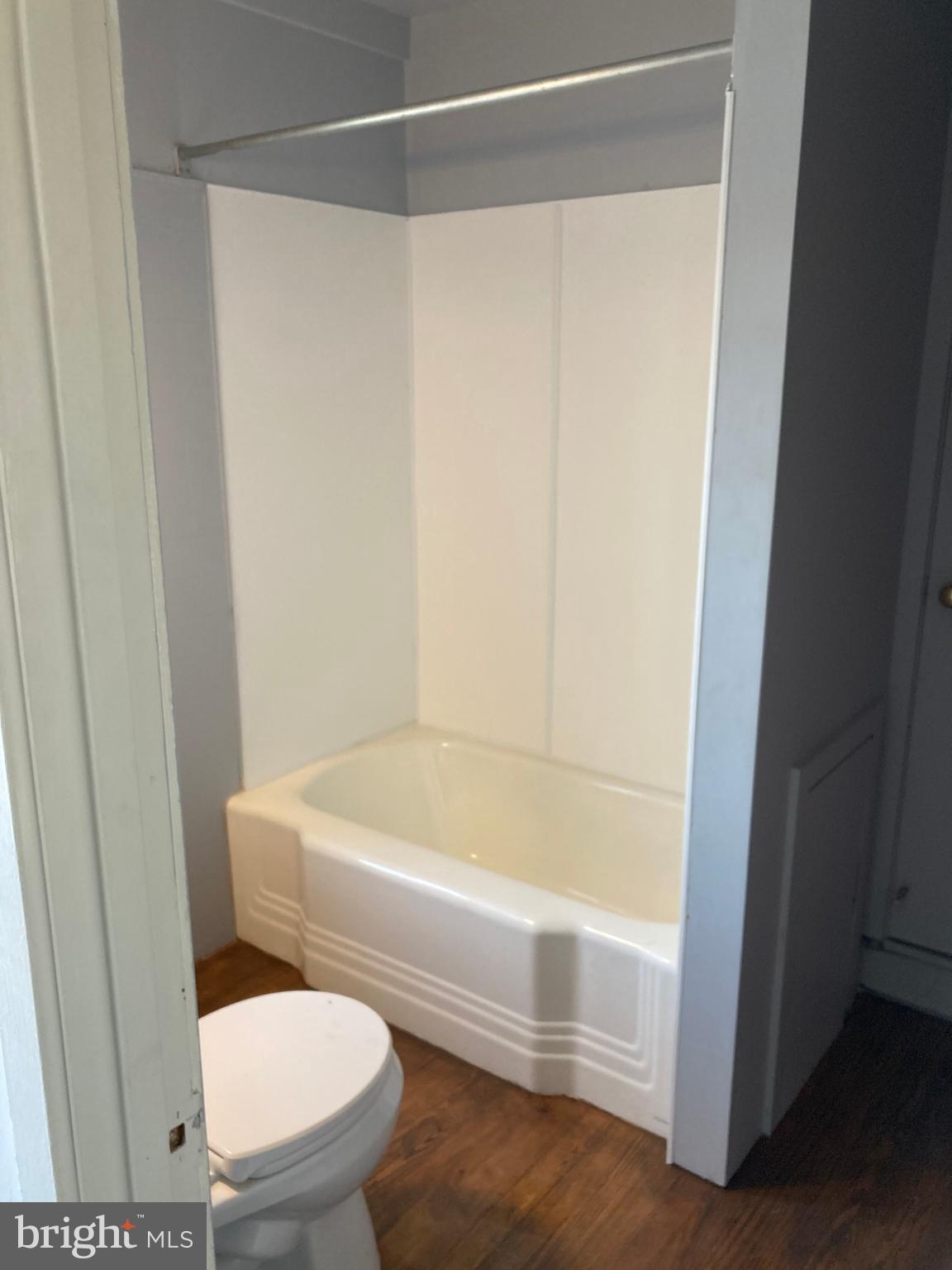 747 Bellevue Avenue Gap, PA 17527 - Photo 7 of 16 a bathroom with a toilet and a bathtub