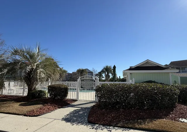 $227,000 | 4616 Greenbriar Drive, Unit H3, Little River, SC 29566