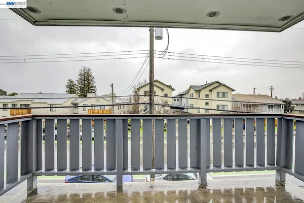 a view of a entryway of a house