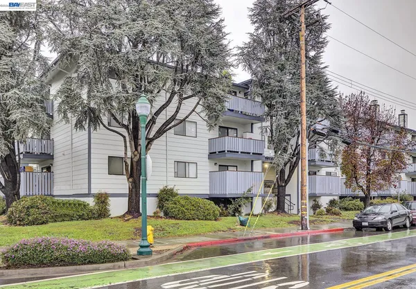 $250,000 | 29300 Dixon Street, Unit 207, Hayward, CA 94544