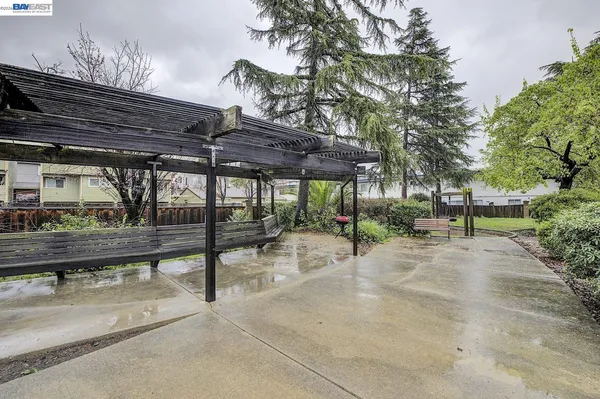 $250,000 | 29300 Dixon Street, Unit 207, Hayward, CA 94544