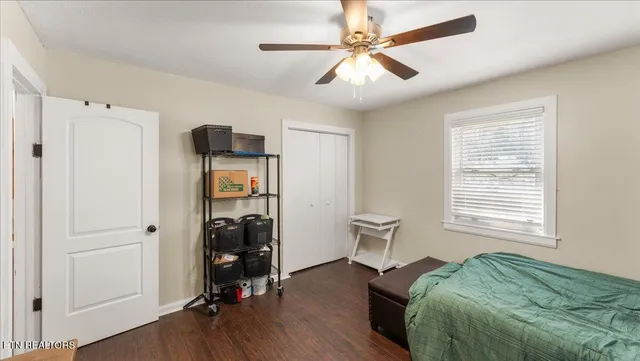 $270,000 | 8520 Heiskell Road, Powell, TN 37849