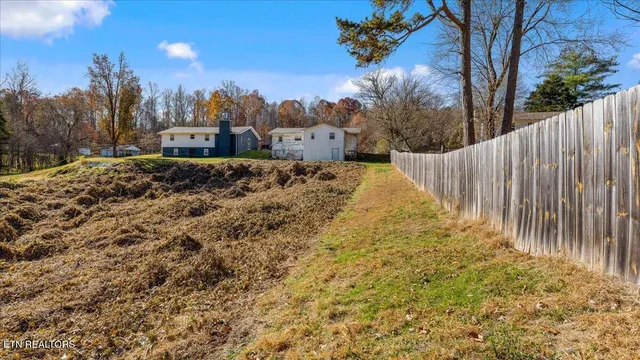 $270,000 | 8520 Heiskell Road, Powell, TN 37849