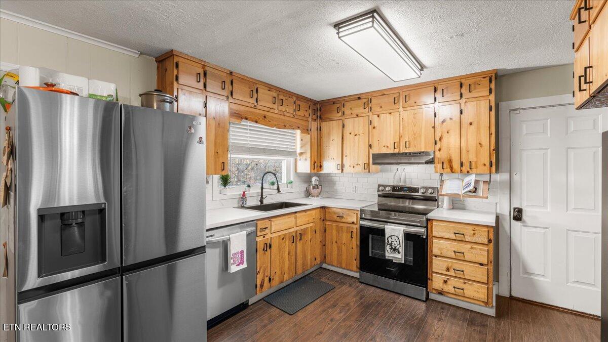 8520 Heiskell Road Powell, TN 37849 - Photo 7 of 21 09-Kitchen