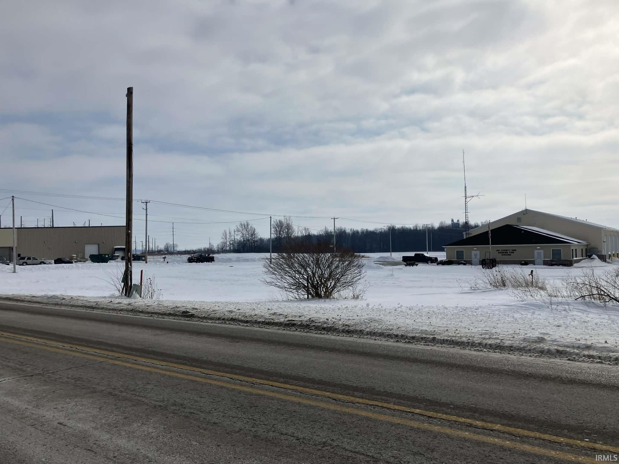 11407 West 400 South Dunkirk, IN 47336 - Photo 5 of 9