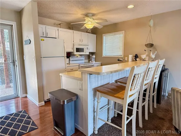 $254,000 | 431 Barbra Le Ln Ln Lake, Unit 431, Lake Ozark, MO 65049