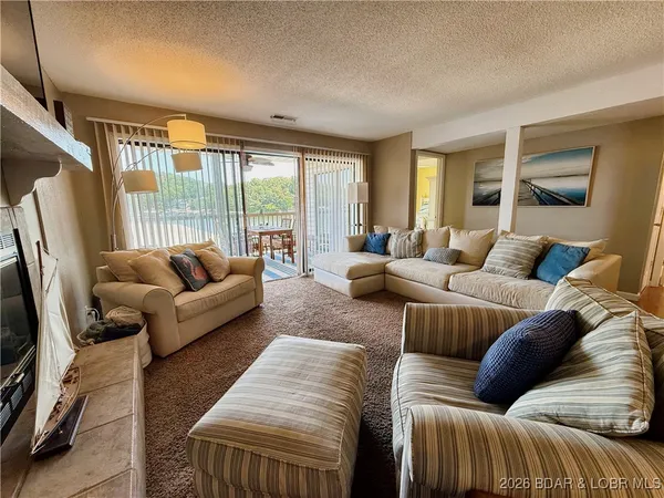$254,000 | 431 Barbra Le Ln Ln Lake, Unit 431, Lake Ozark, MO 65049