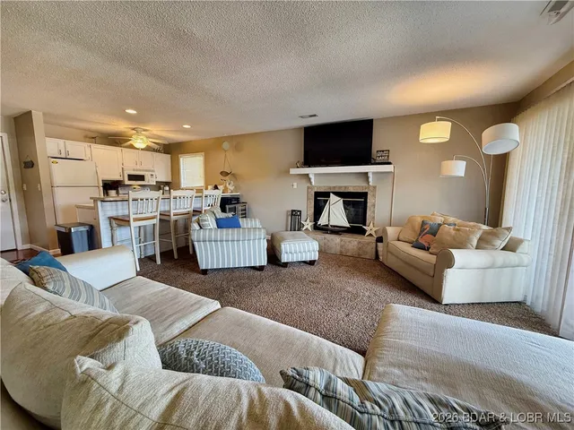$254,000 | 431 Barbra Le Ln Ln Lake, Unit 431, Lake Ozark, MO 65049