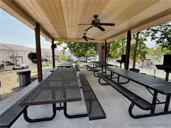 $254,000 | 431 Barbra Le Ln Ln Lake, Unit 431, Lake Ozark, MO 65049