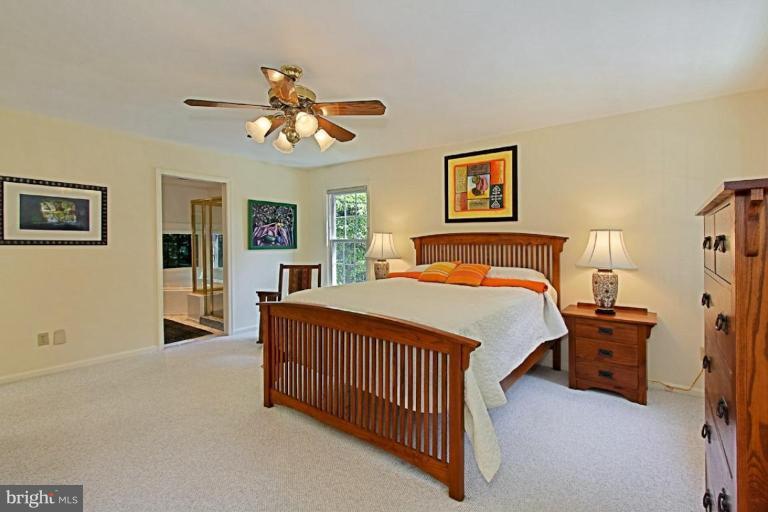 2022 Carrhill Road Vienna, VA 22181 - Photo 12 of 26 Master Bedroom #2
