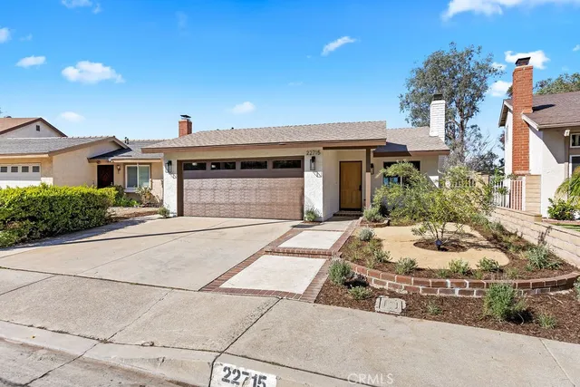 $1,425,000 | 22715 VÃa Santiago, Mission Viejo, CA 92691