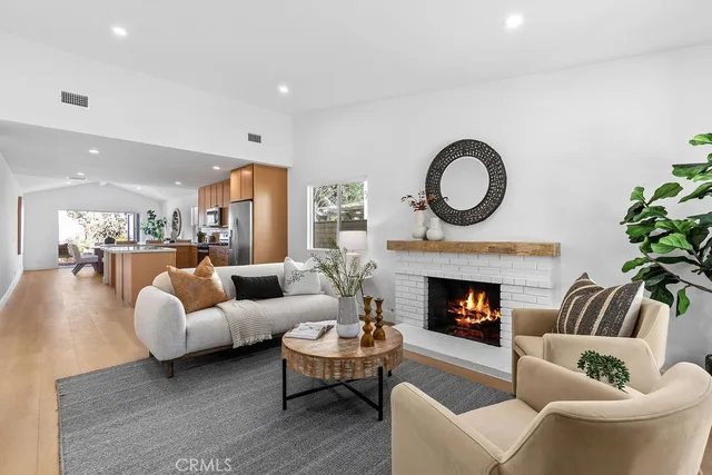 $1,425,000 | 22715 VÃa Santiago, Mission Viejo, CA 92691